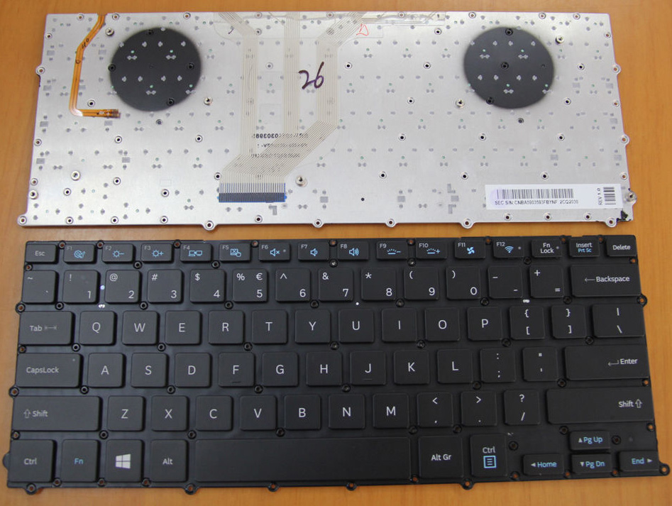 SAMSUNG NP900X3B Keyboard